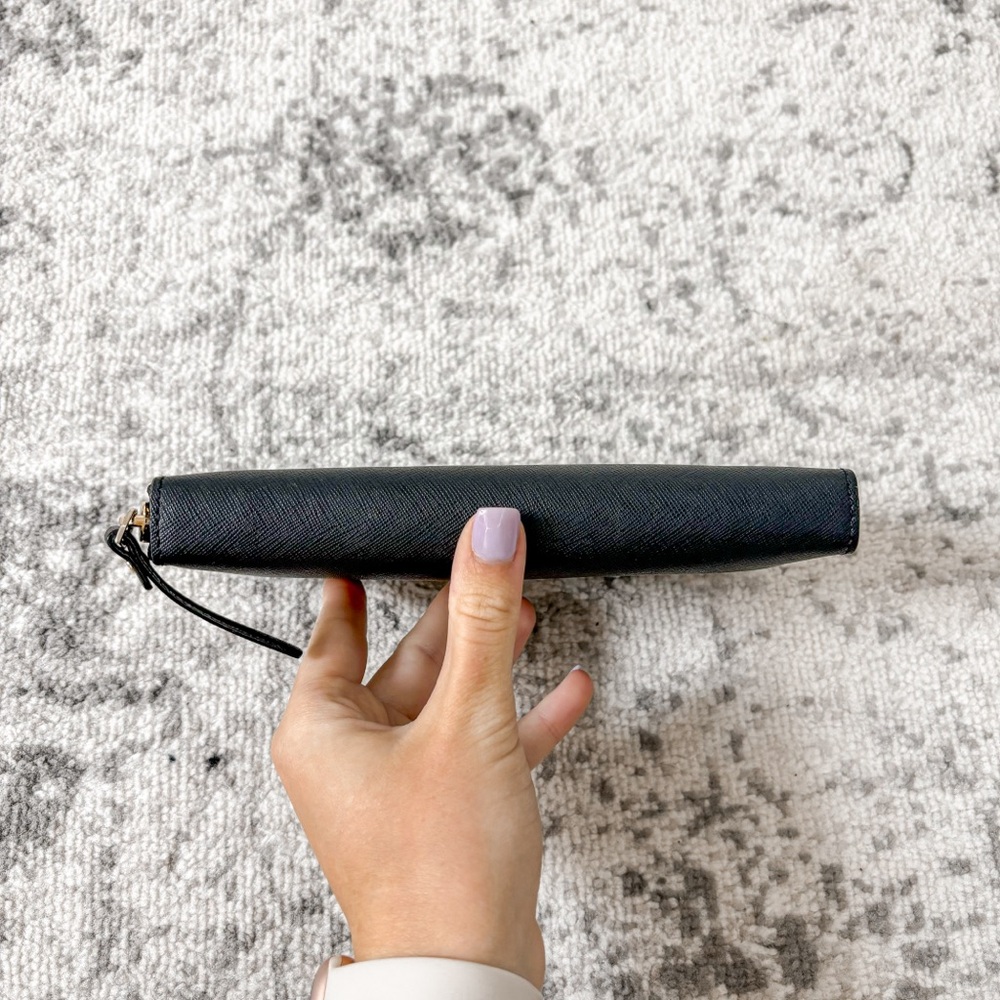 Kate Spade Black Leather Continental Zippered Wallet - Picture 8 of 10